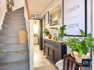 Photo 8- click for photo gallery